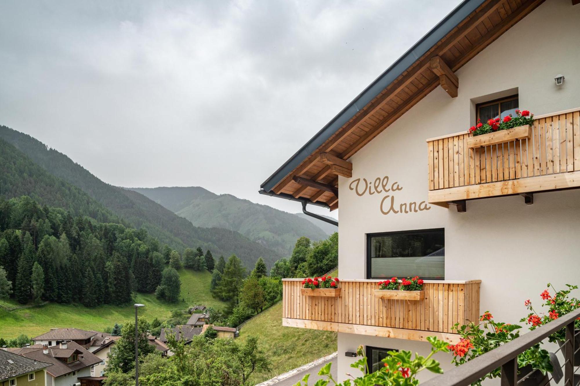 Villa Anna Villnoess San Pietro  エクステリア 写真