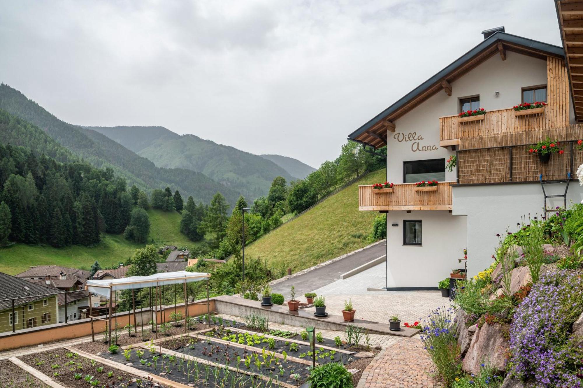 Villa Anna Villnoess San Pietro  エクステリア 写真